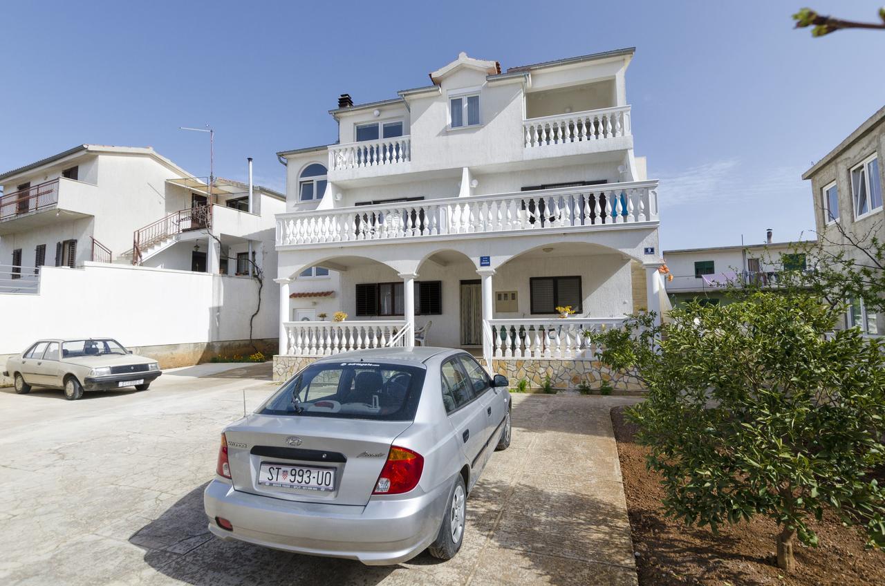 Apartments Mime بيروفاتش المظهر الخارجي الصورة